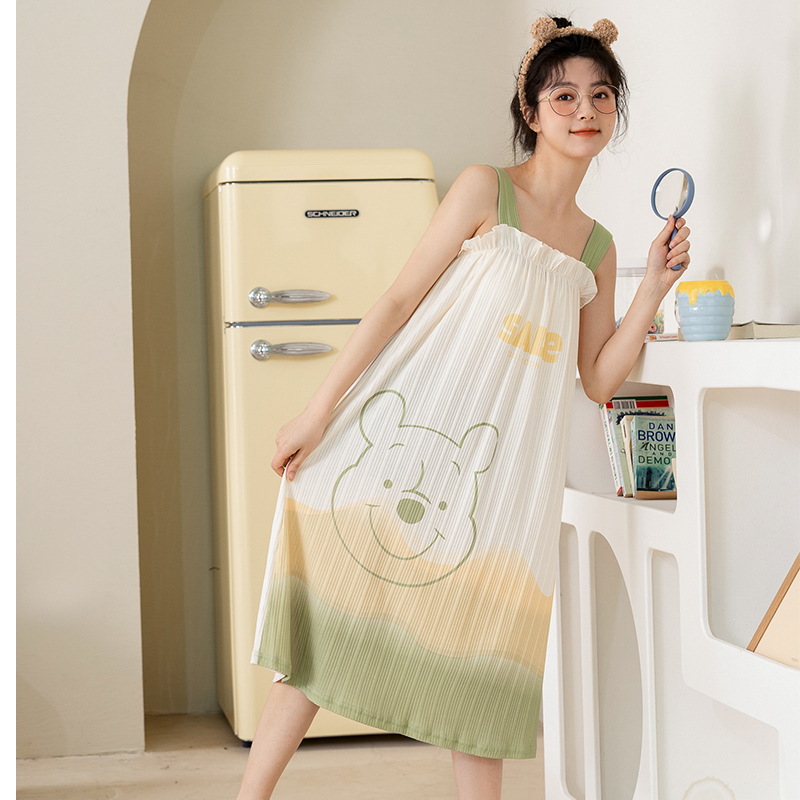 女性用サスペンダーパジャマ