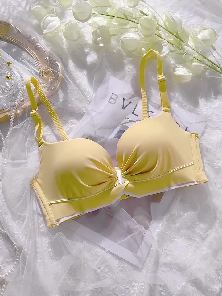 ラテックスシームレス下着