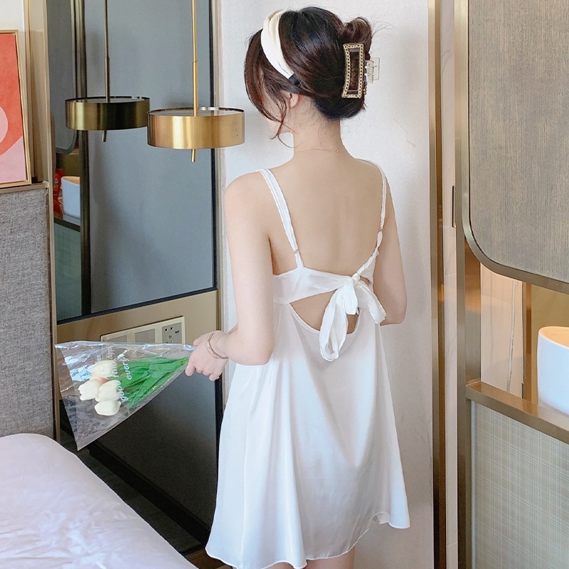 調節可能なサスペンダーネグリジェ