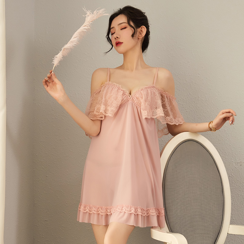 セクシーな女性のパジャマ