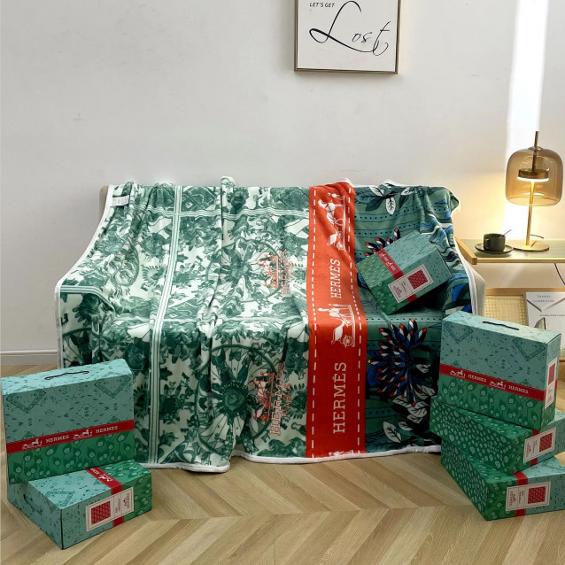 【公式指定特約店】*HOT*「2点目半額SALE」フランネルブランケット / 150 X 200cm / 付属品:収納バッグ/専用箱