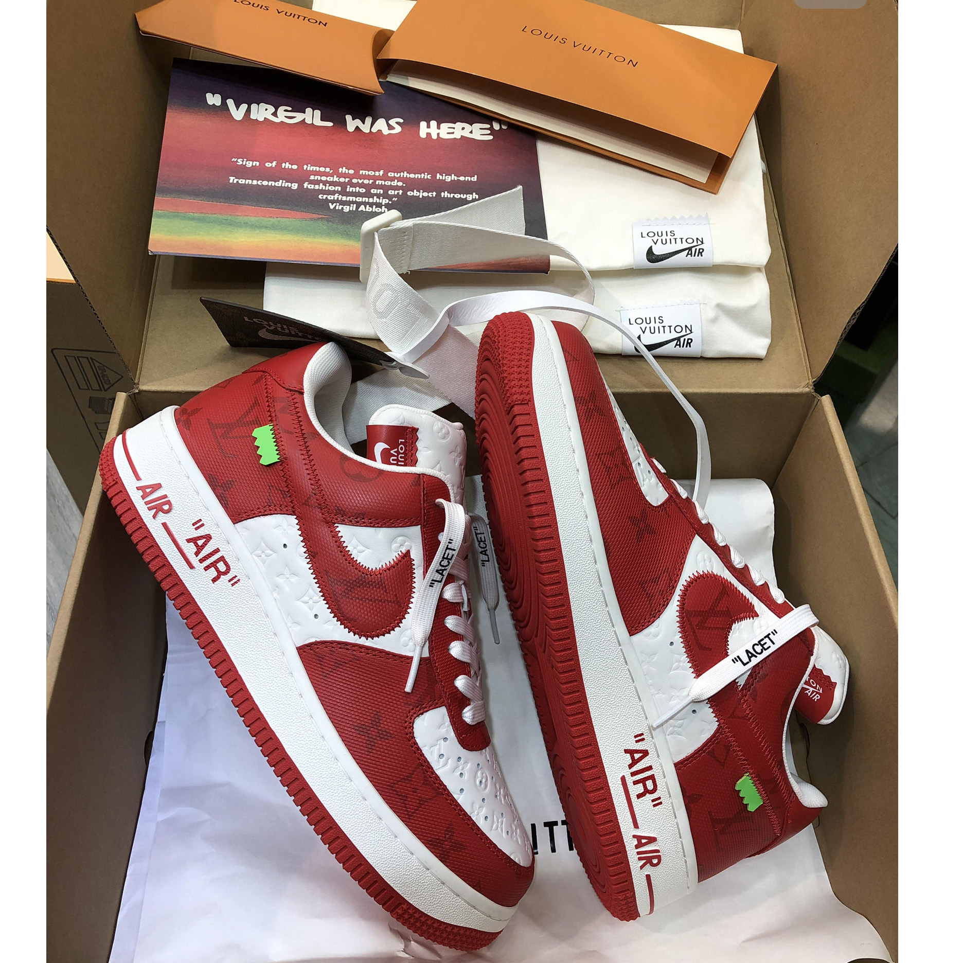 NiKe&Louis Vuitton【正規取扱店】、直営店 極めて希少な商品が含まれる【8500円プラスして２足を購入】