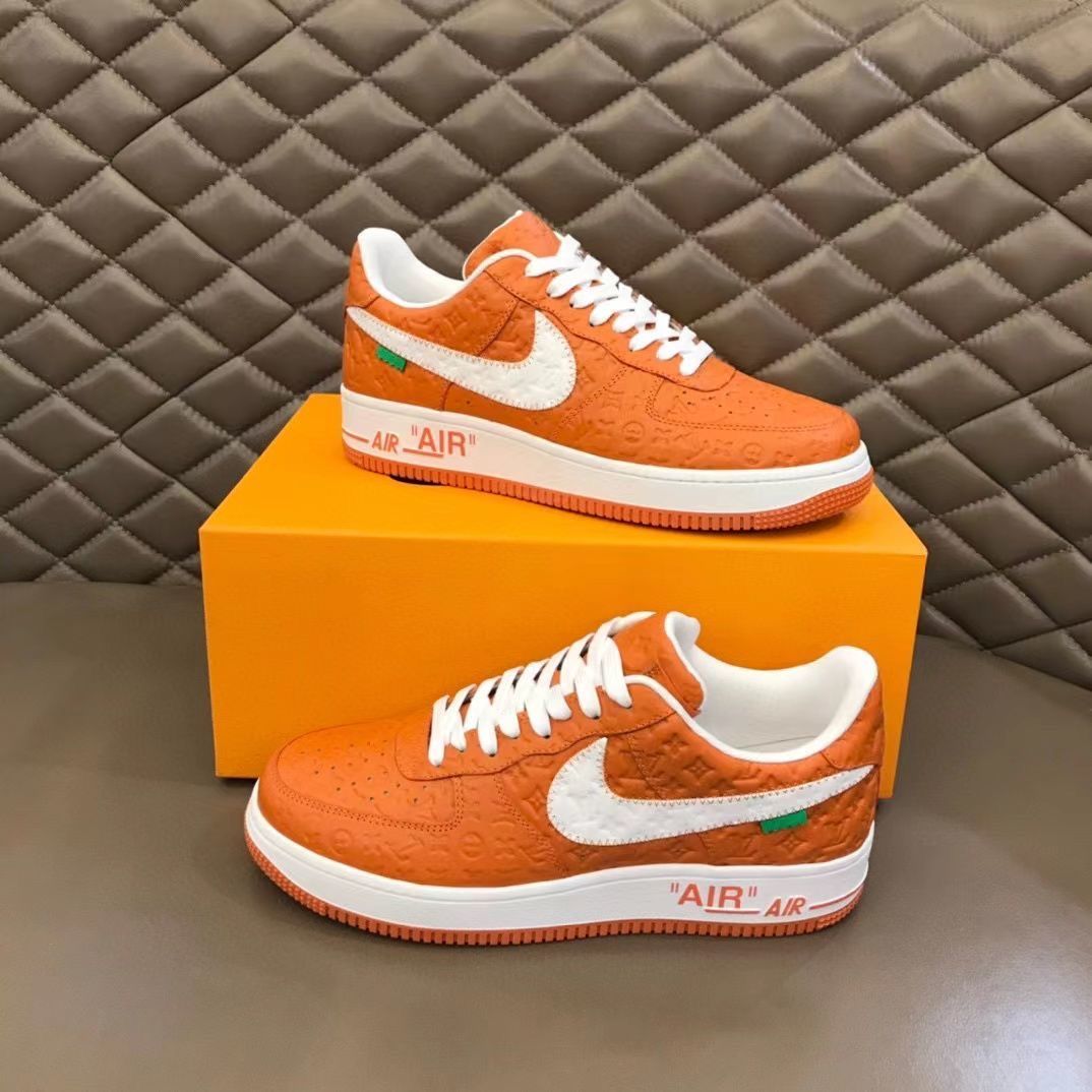 NiKe&Louis Vuitton【正規取扱店】、直営店 極めて希少な商品が含まれる【8500円プラスして２足を購入】
