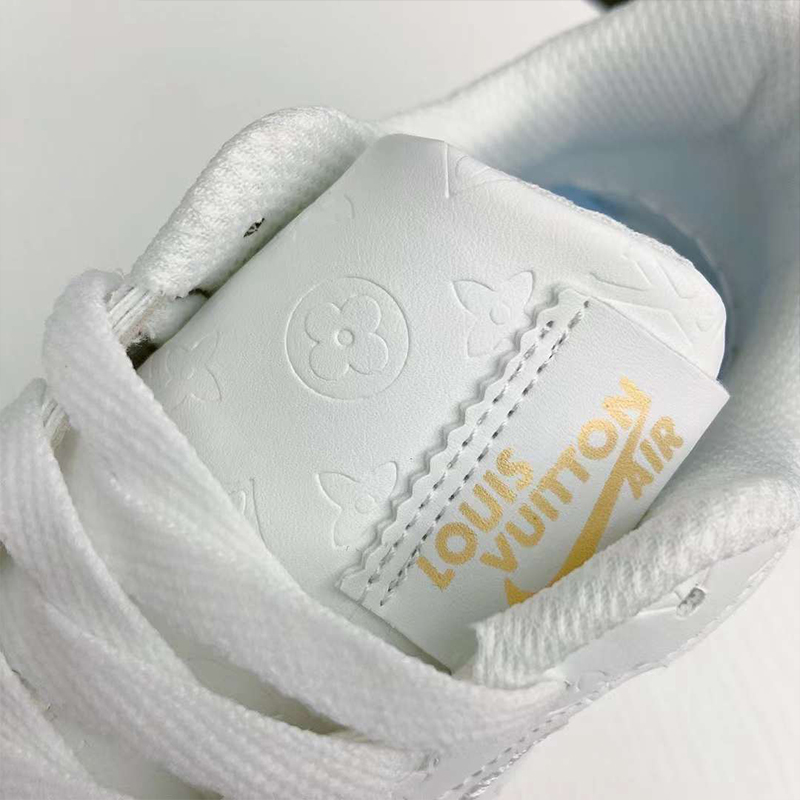 【正規取扱店】【スポーツシューズ】柔らかい、弾性、EVAソール、軽量で滑り止め、【6500円プラスして２足を購入】