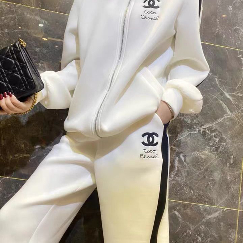 【スポーツウェアセット】【5900円プラスして２着を購入】新発売タイプ、秋冬に大活躍することでしょう、ファッションスウェット、ゆったりとしたカジュアルな着心地