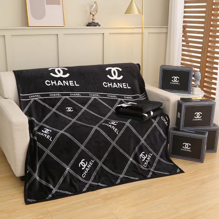 【公式指定特約店】*HOT*「2点目半額SALE」フランネルブランケット / 150 X 200cm / 付属品:収納バッグ/専用箱