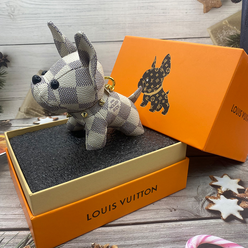  【正規取扱店】【品質の高い商品】子犬キーペンダント/ イタリアの手作り【二つ目は4900】
