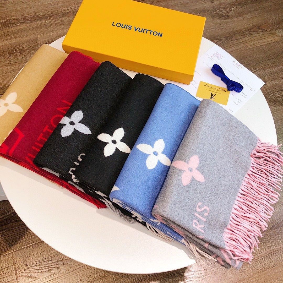【正規代理店】【プレミア商品】ファッションスカーフ/ハンドメイド・イン・イタリー【2品は4900】