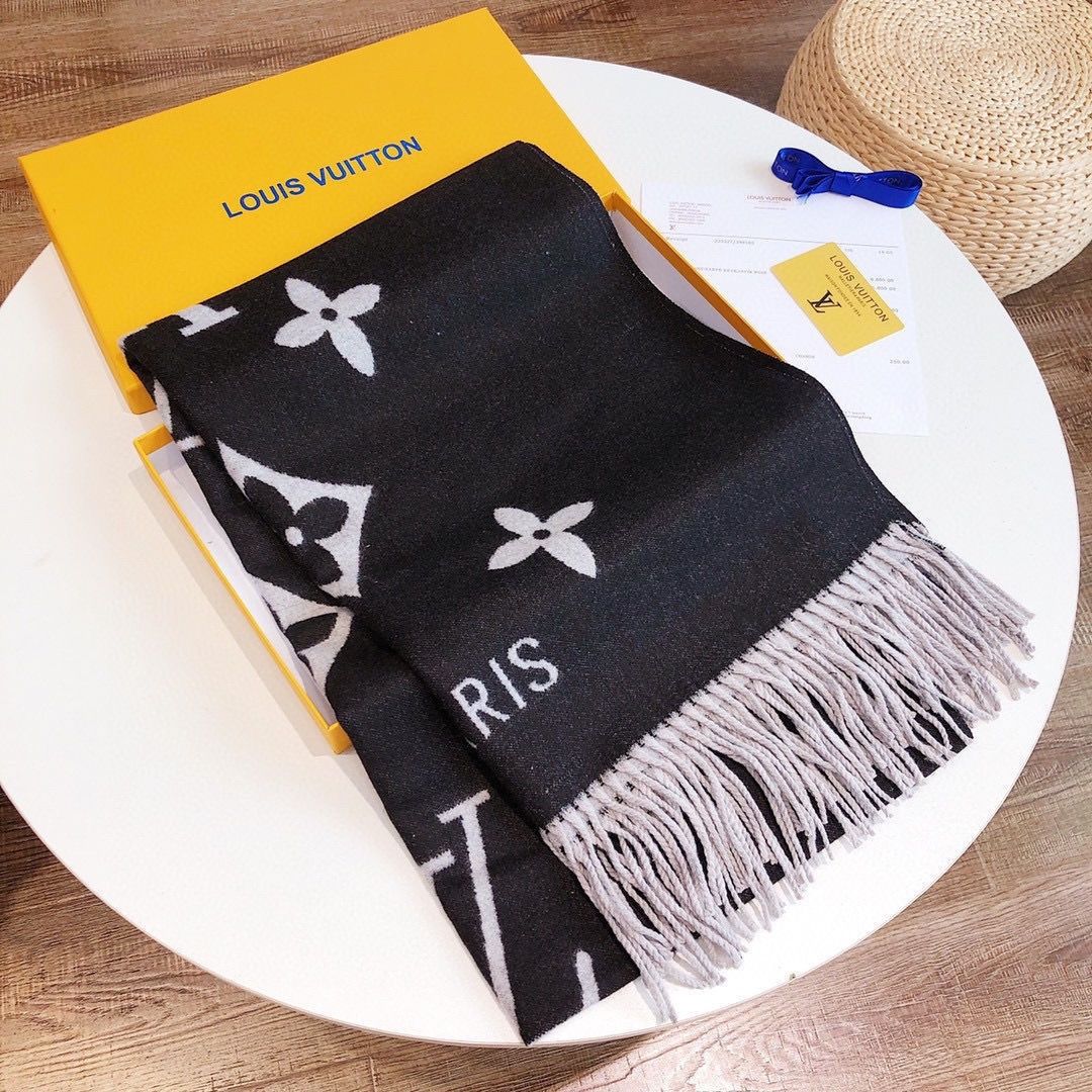 【正規代理店】【プレミア商品】ファッションスカーフ/ハンドメイド・イン・イタリー【2品は4900】