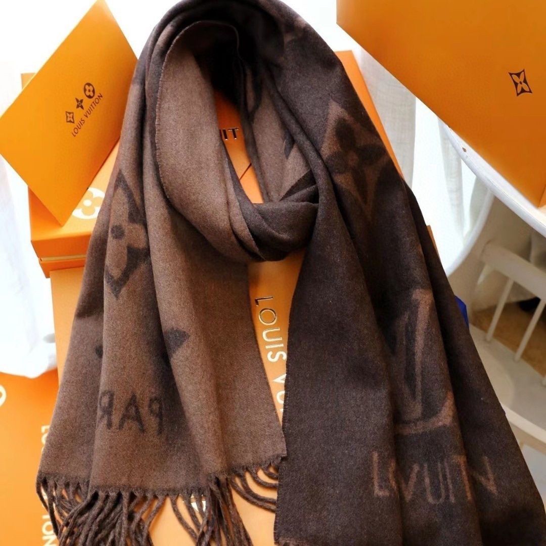 【正規代理店】【プレミア商品】ファッションスカーフ/ハンドメイド・イン・イタリー【2品は4900】