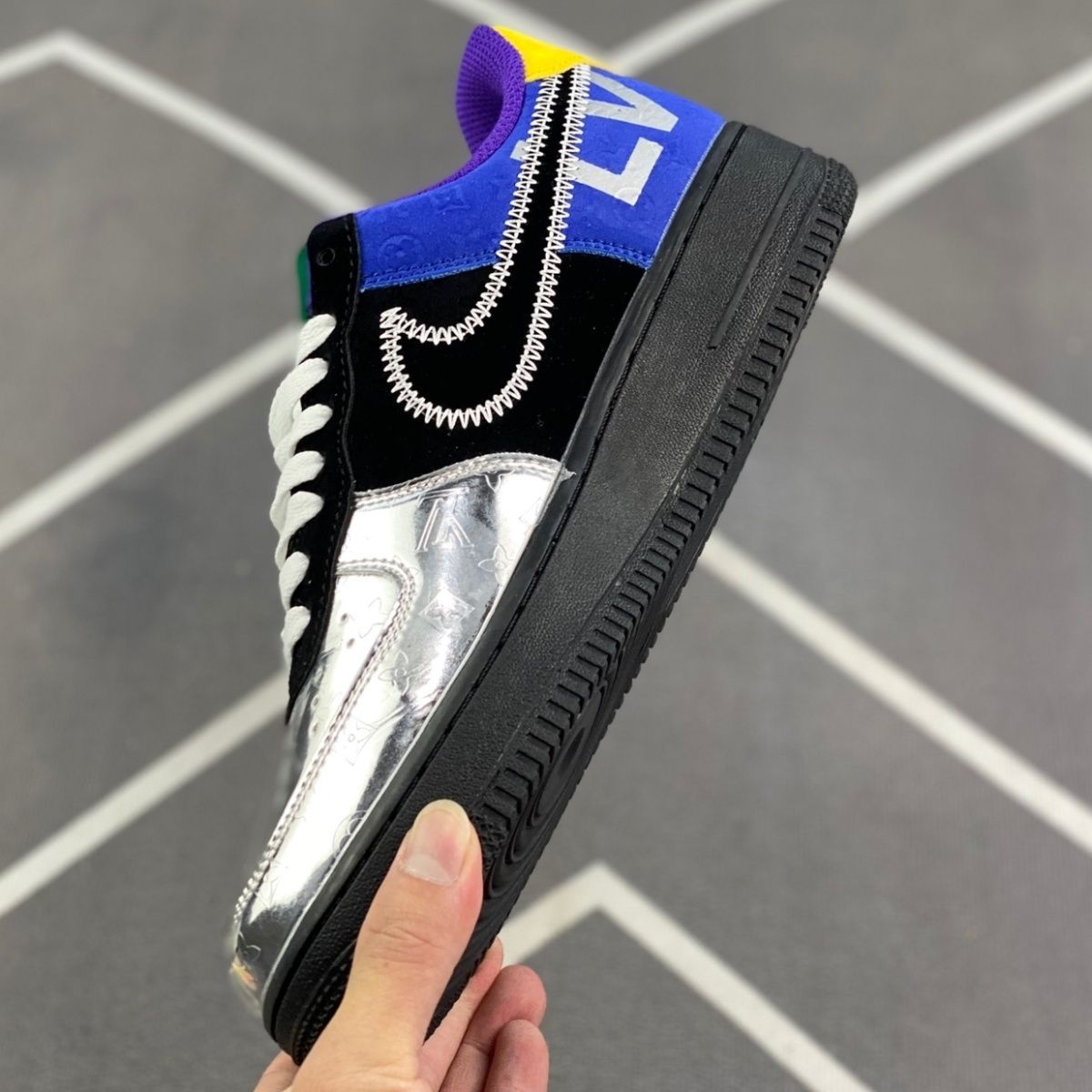  【新作発売】♪超入手困難Louis Vuitton x Nike Air Force1 ナイキ ルイ ヴィトン ジョイント シューズ