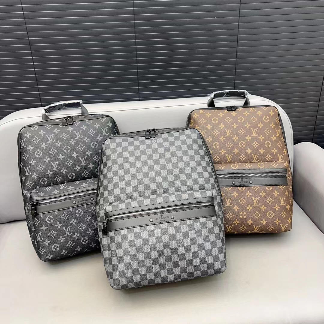 クラシックな大容量バックパック[オフィシャル] 超買い得! 月に注文万件以上。是非いかがでしょうか。