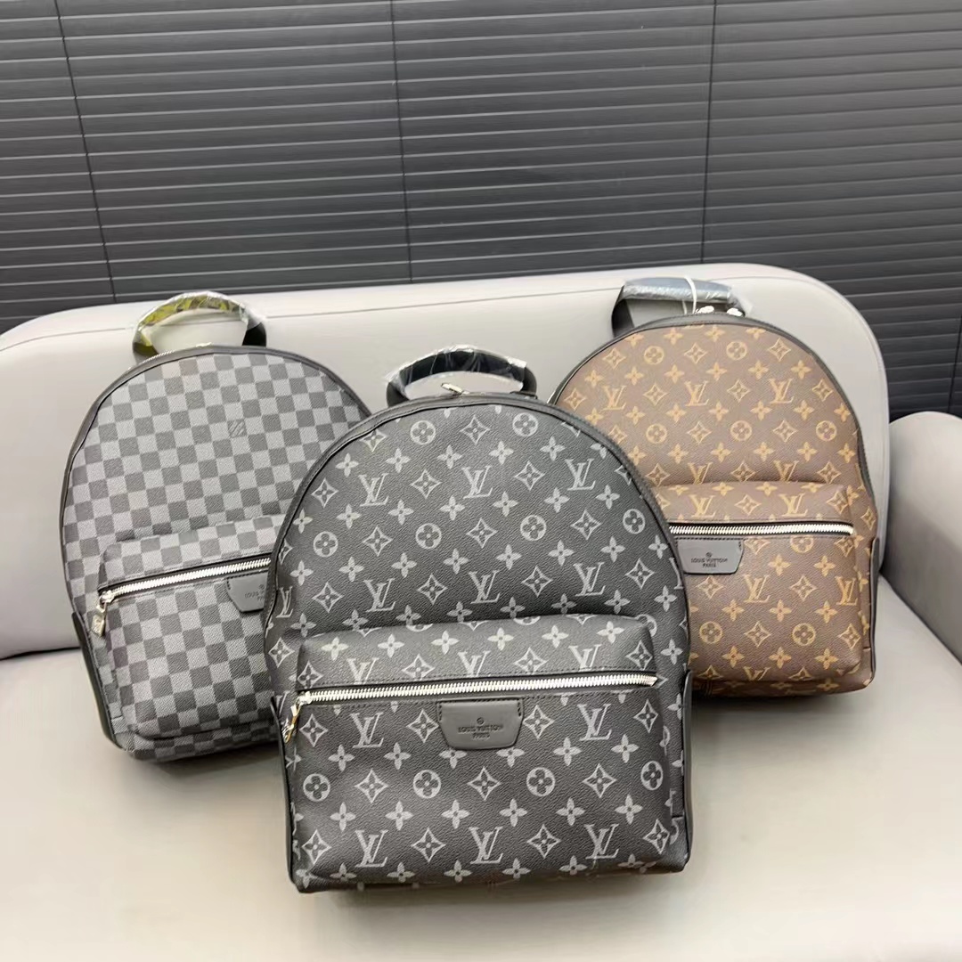 クラシックな大容量バックパック[オフィシャル] 超買い得! 月に注文万件以上。是非いかがでしょうか。