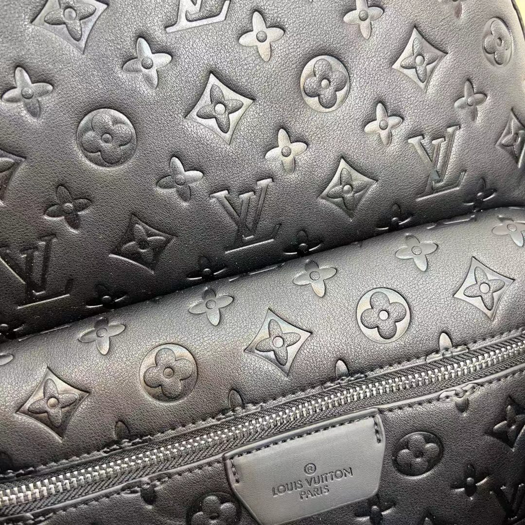 クラシックな大容量バックパック[オフィシャル] 超買い得! 月に注文万件以上。是非いかがでしょうか。