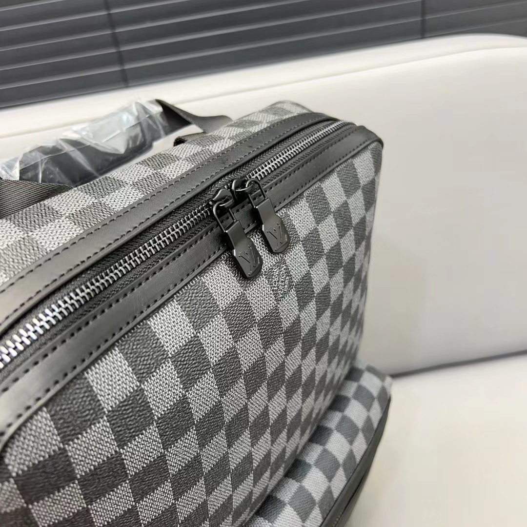 クラシックな大容量バックパック[オフィシャル] 超買い得! 月に注文万件以上。是非いかがでしょうか。