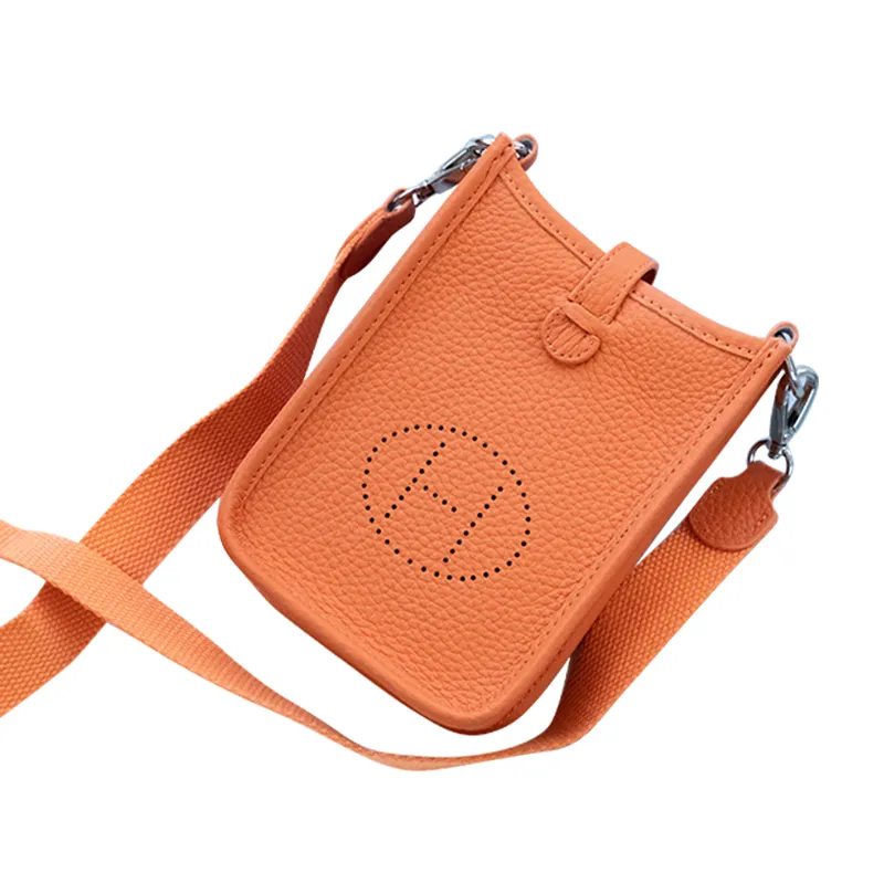 限定30個！売り切れ次第終わり！【Hermes|公式サイトは正規品】「STORY」雑誌掲載高垣麗子さんの愛用しているエルメスの大人気新作“velyne”バッグを入手