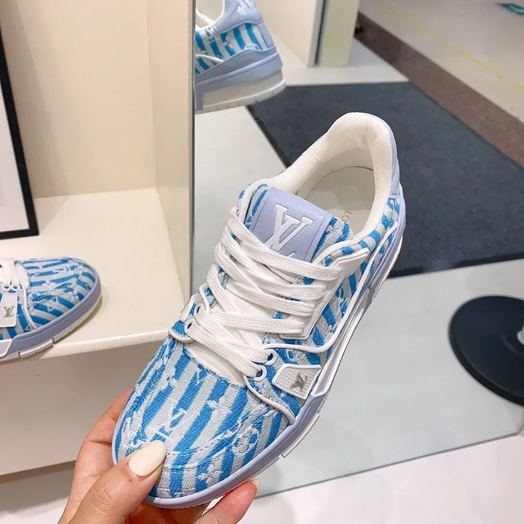 【LV超人気商品】【スニーカー】タイドブランドの新品、耐摩耗性、滑り止め、ファッショナブルでカジュアル
