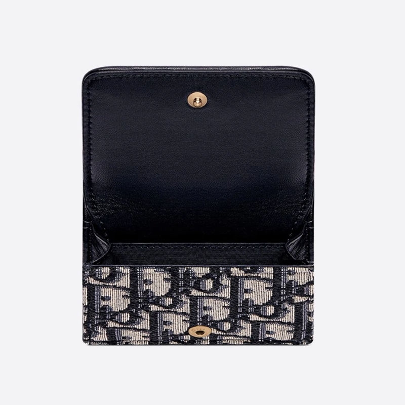 《新作限定♪めっちゃ便利♡》MONOGRAMキルティンググレインエンボスレザージッパー二つ折り財布