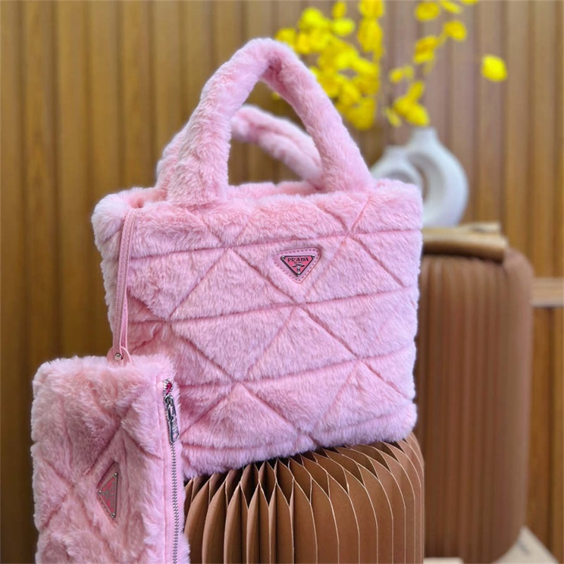 雑誌掲載で大人気【2022秋冬新作】Shearling tote☆シャーリングトート（付属品：財布）