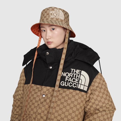 【GUCCI × NORTH FACE 】コラボ ダウンジャケット