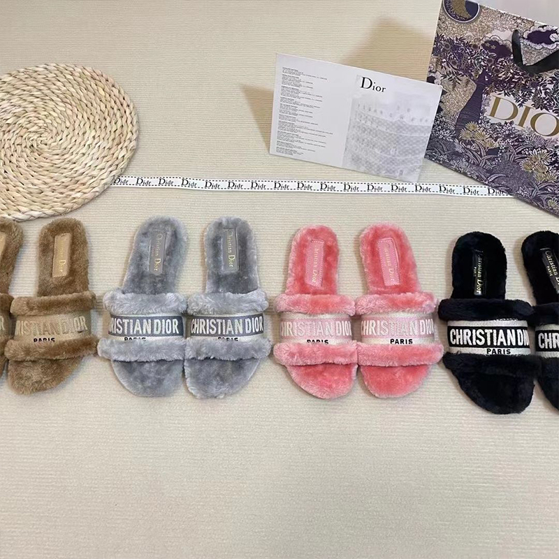 【6900円プラスして２点を購入】【海外ブランド直営店】「正規品保証、公式と同じデザイン」これからの季節には大活躍。様々なスタイルから選ぶことができます