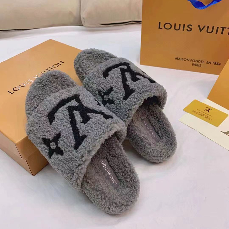 【6900円プラスして２点を購入】【海外ブランド直営店】「正規品保証、公式と同じデザイン」これからの季節には大活躍。様々なスタイルから選ぶことができます