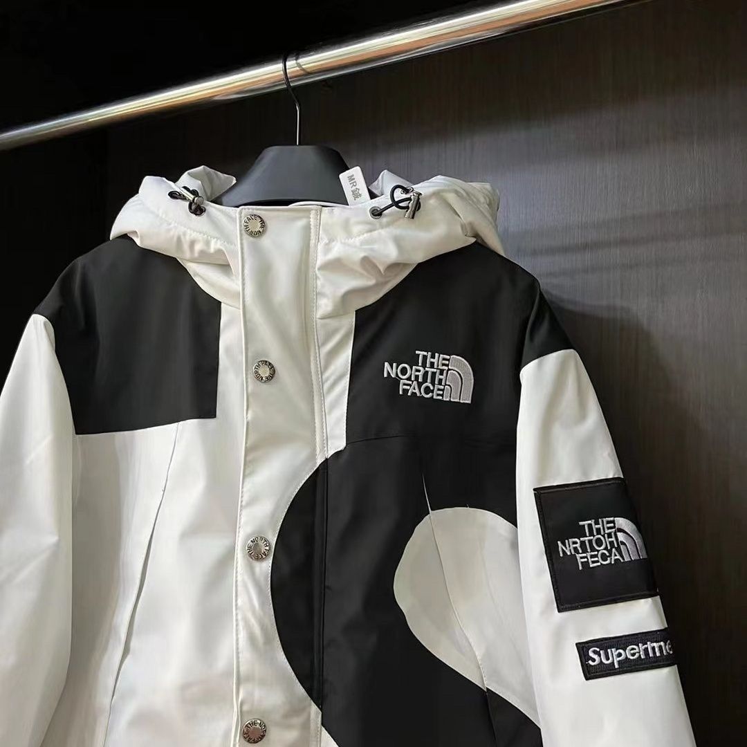Supreme×The North Face【海外ブランド直営店】「正規品保証、公式と同じデザイン」綿、厚く、防雨、防風、カップルタイプの緩い冬用ダンジャケット