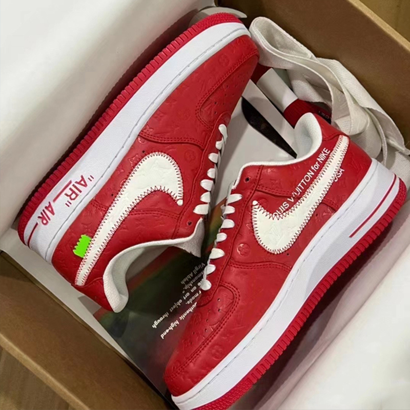 【今年の新商品】THE LOUIS VUITTON X NIKE AIR FORCE 1【代金引換】
