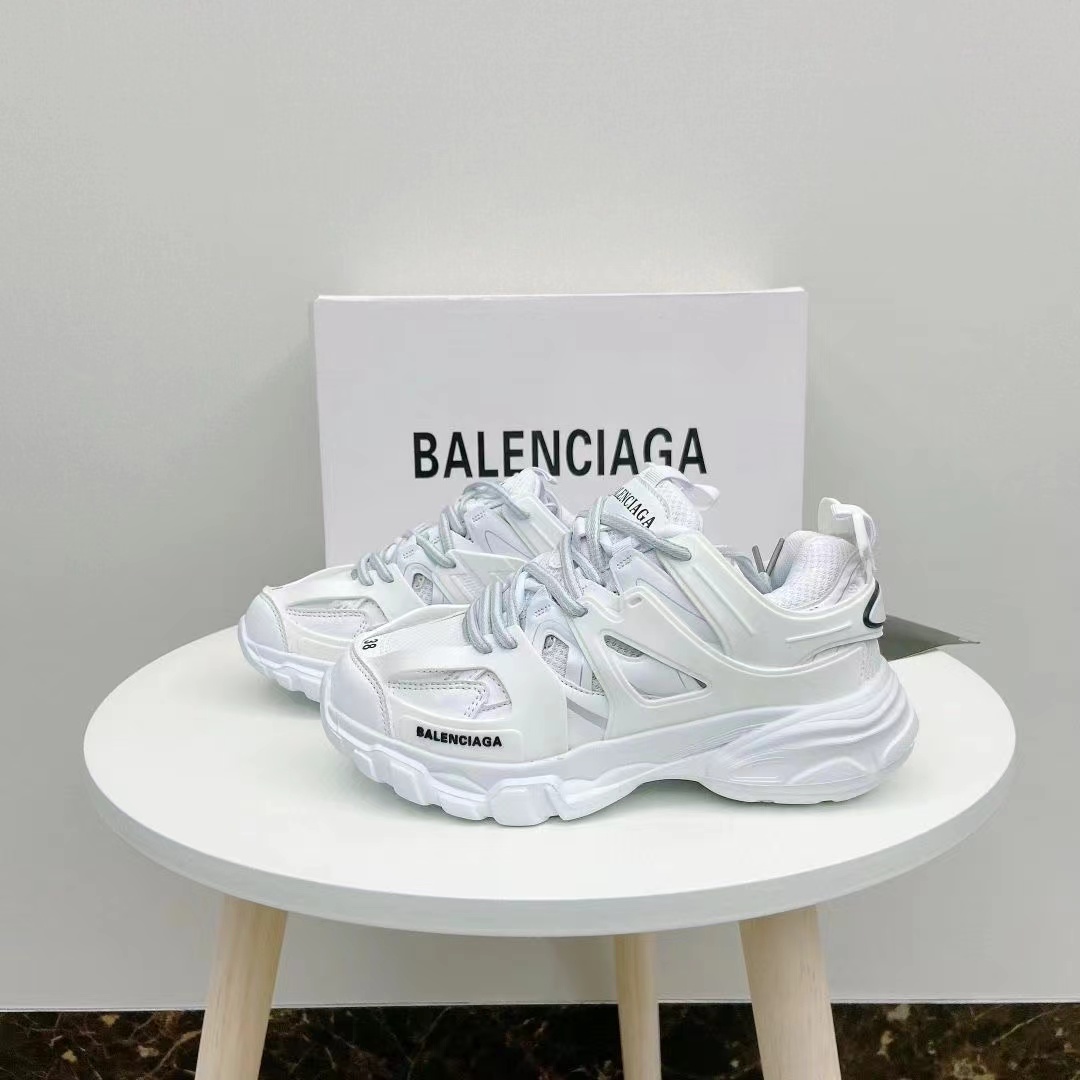 【正規取扱店】【品質の高い商品】★BALENCIAGA★Low-Top Sneakers